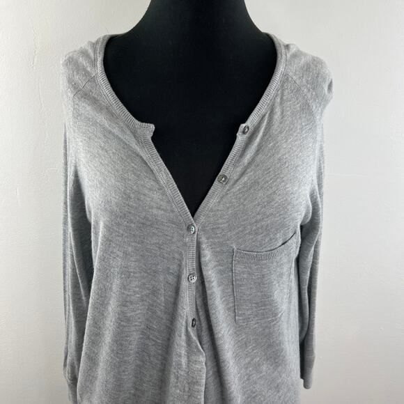 VINCE Gray Cashmere Blend Partial Button-Down 3/4 Sleeve Pullover Sweater Sz M - Picture 3 of 9